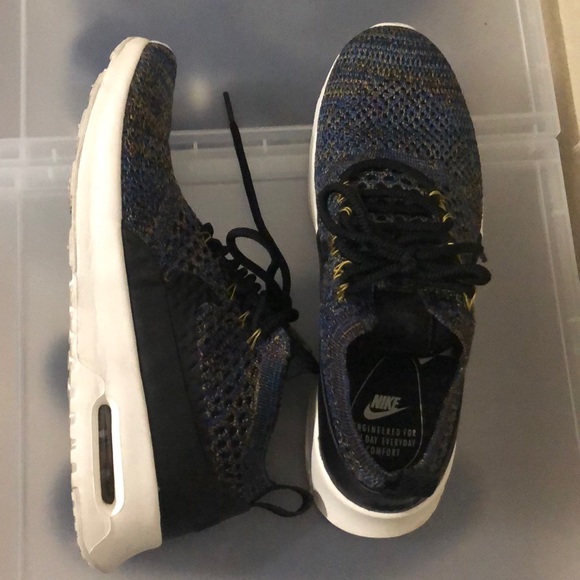 Nike Air Max Thea Ultra Flyknit - Picture 4 of 4